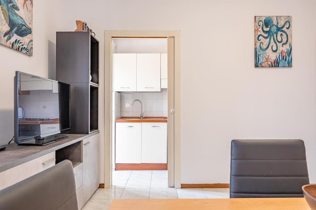 Guest Planet - Intero Bilocale Crescenzago M2 Apartment Milan Bagian luar foto